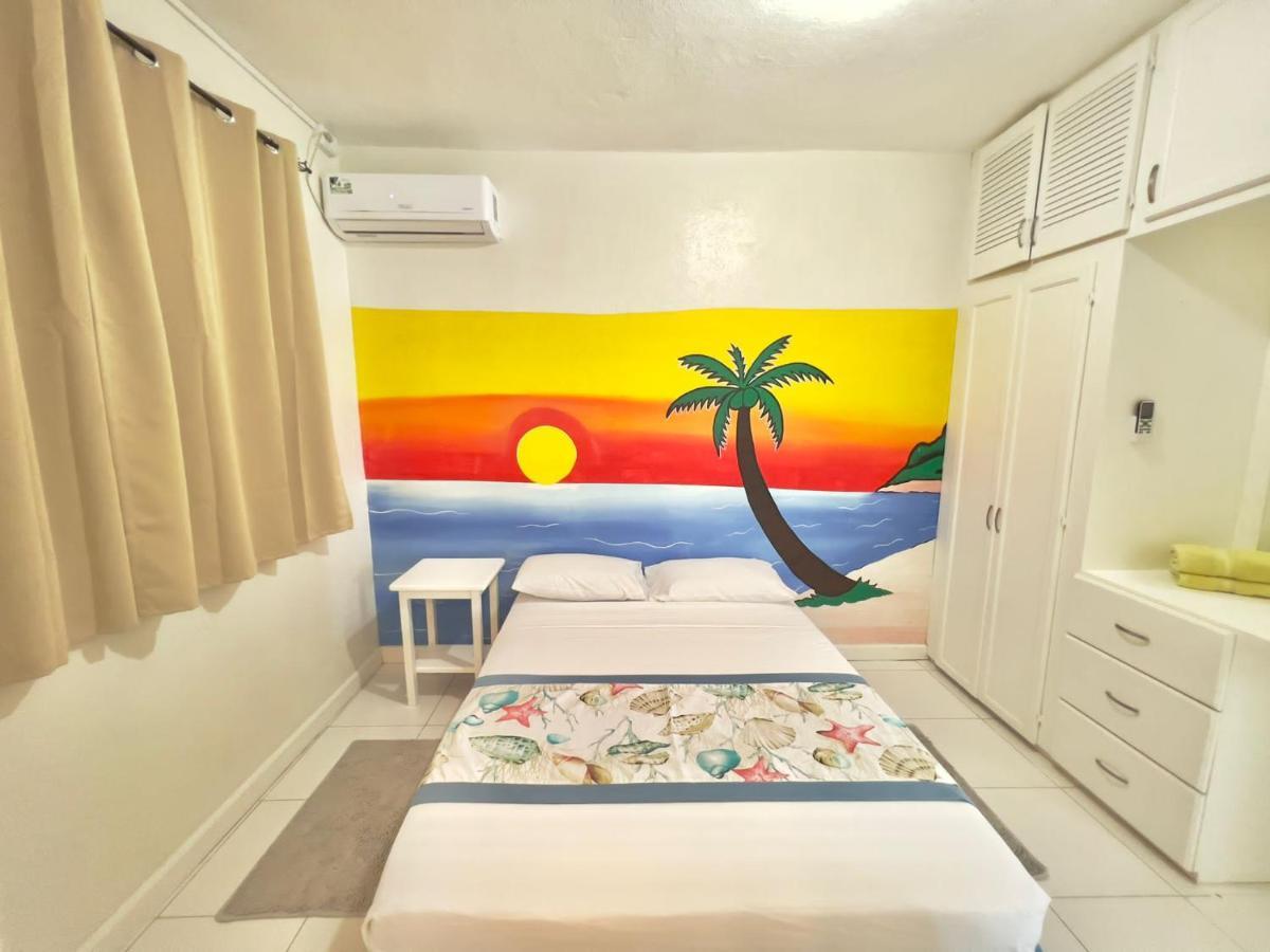 Nautilus Ocean Suites Бриджтаун Екстериор снимка