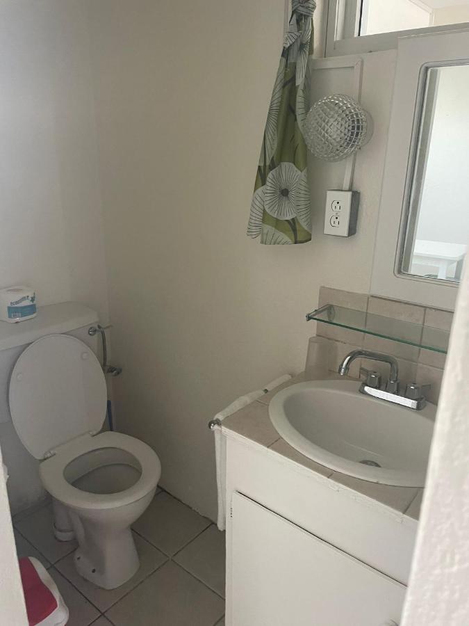 Nautilus Ocean Suites Бриджтаун Екстериор снимка